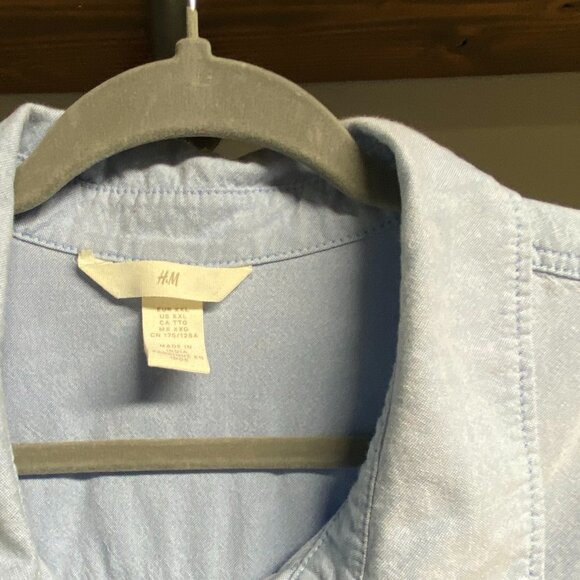 H&M 100% Cotton Classic Button-Down Shirt - Blue, XL - Picture 5 of 7